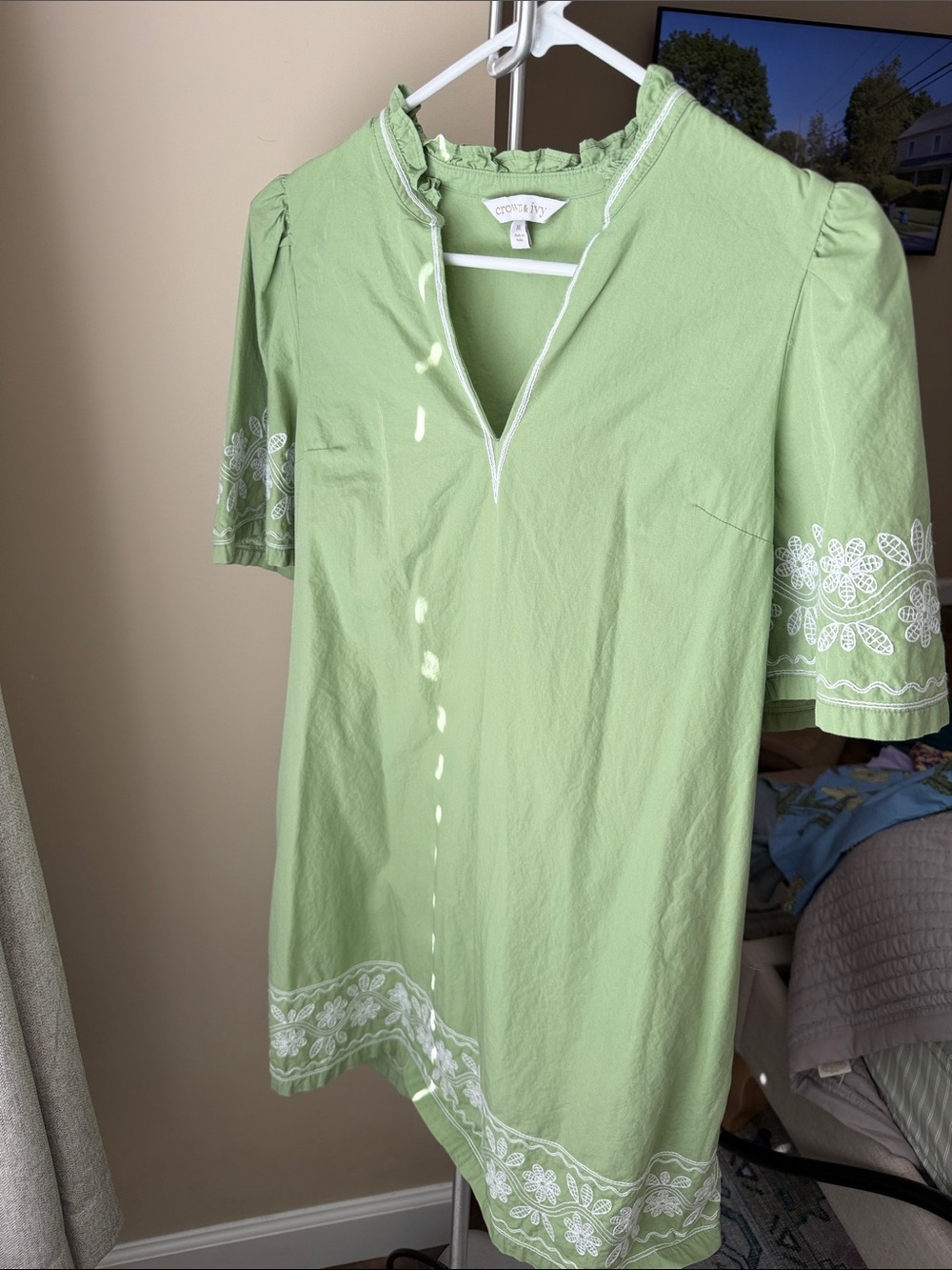 crown & ivy Sage Green Embroidered Short Sleeve Tunic